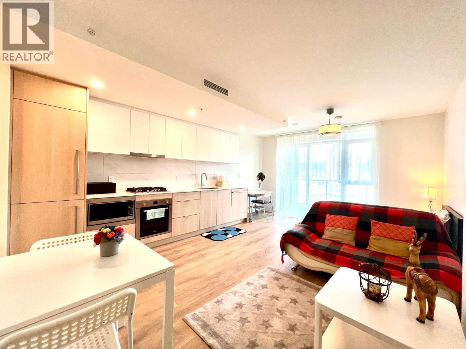 2210 318 Alderson Avenue, Coquitlam, British Columbia  V3K 0J1 - Photo 4 - R3161547