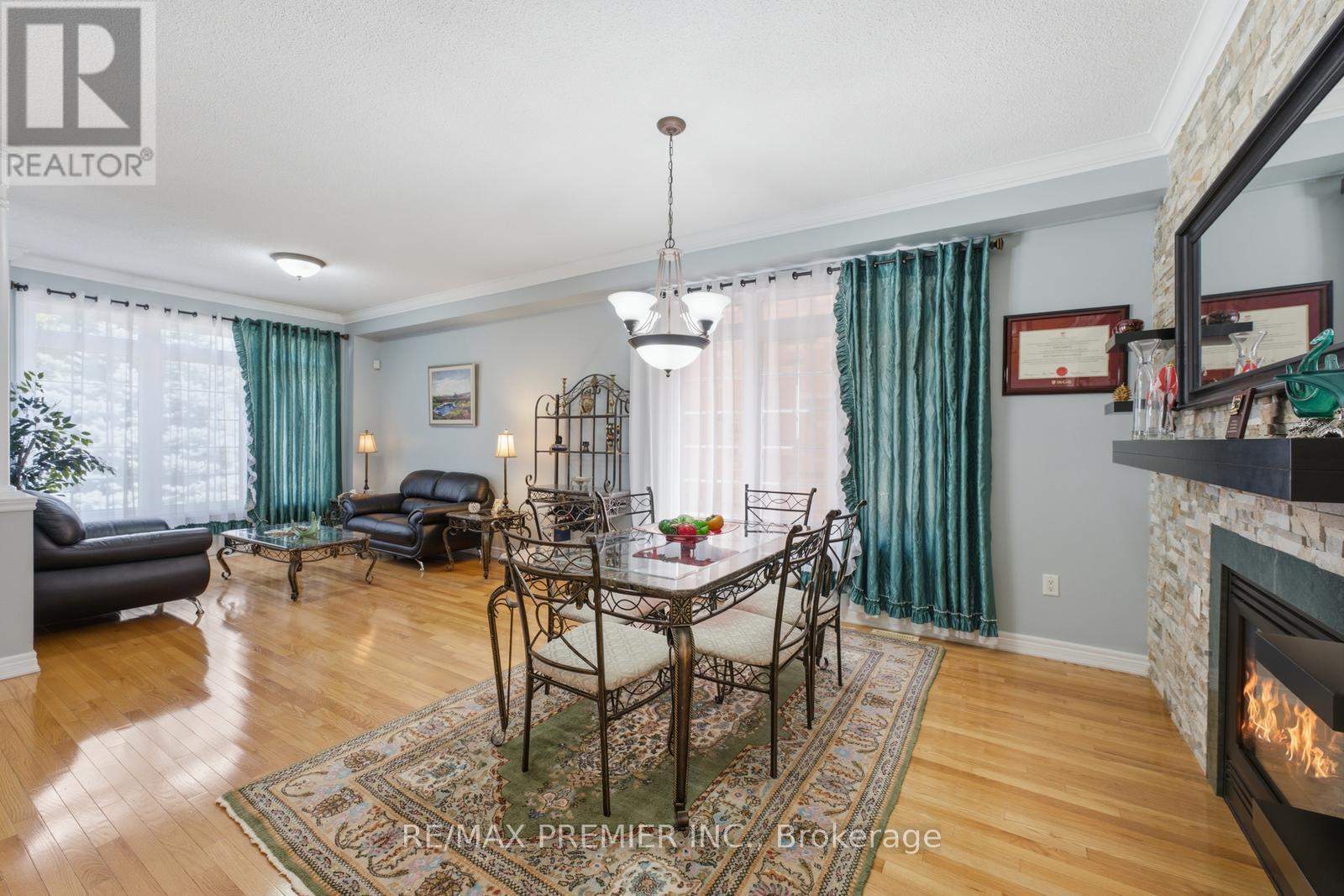 63 Summeridge Drive, Vaughan, Ontario  L4J 8T3 - Photo 10 - N13744266