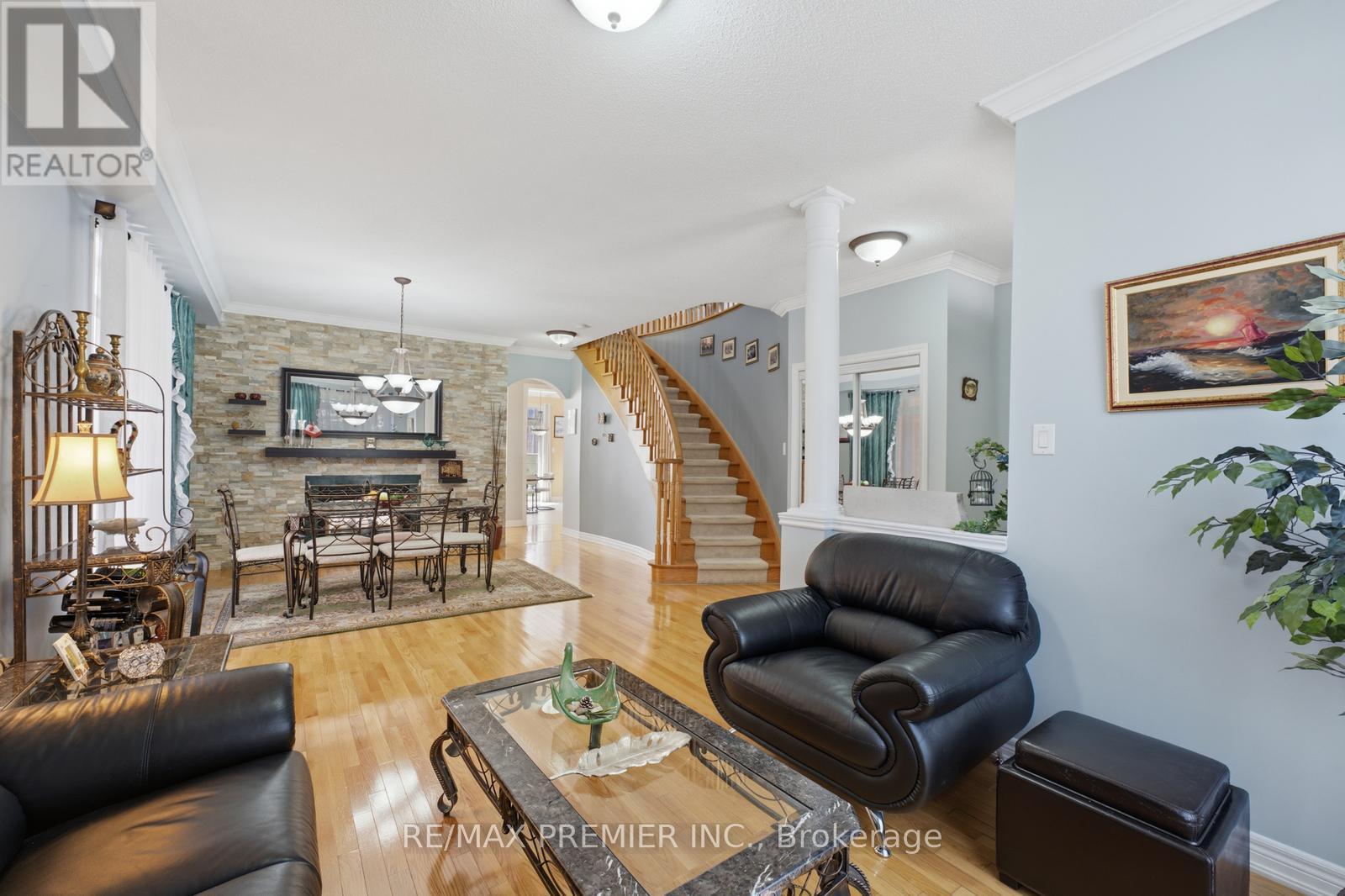 63 Summeridge Drive, Vaughan, Ontario  L4J 8T3 - Photo 9 - N13744266
