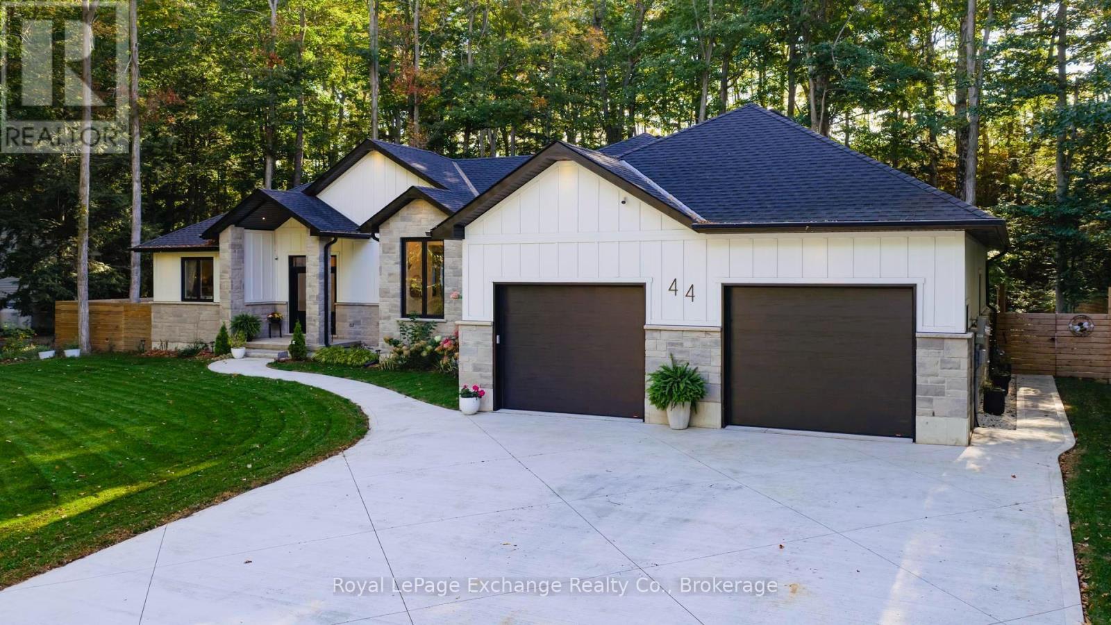 44 Blairs Trail, Huron-Kinloss, Ontario  N2Z 0B3 - Photo 2 - X13745110