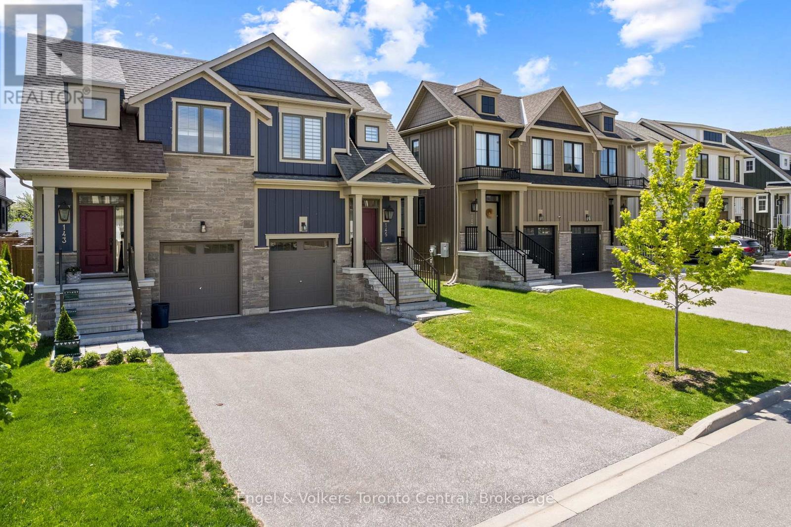 145 Sycamore Street, Blue Mountains, Ontario  L9Y 4E4 - Photo 2 - X13745120