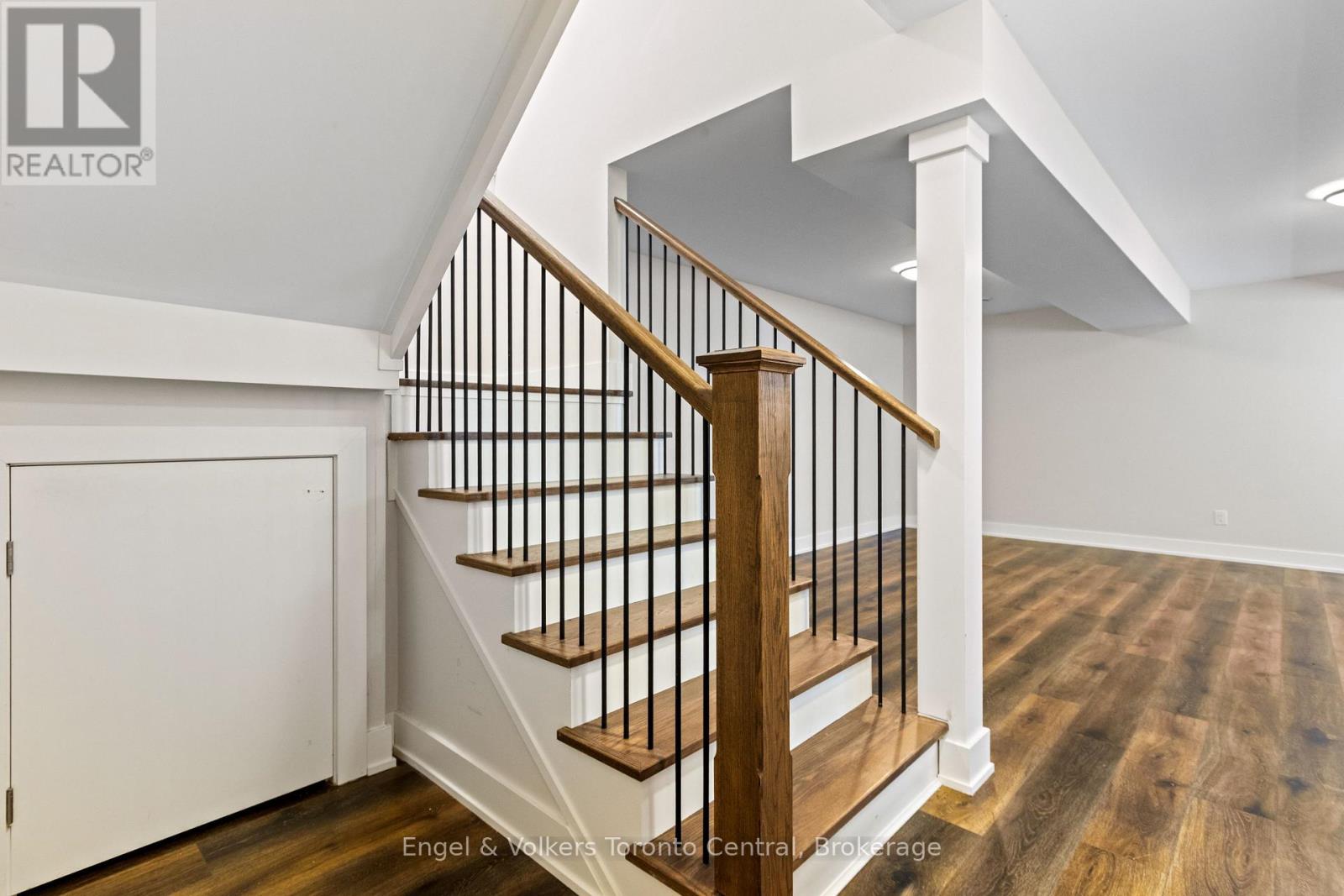 145 Sycamore Street, Blue Mountains, Ontario  L9Y 4E4 - Photo 36 - X13745120