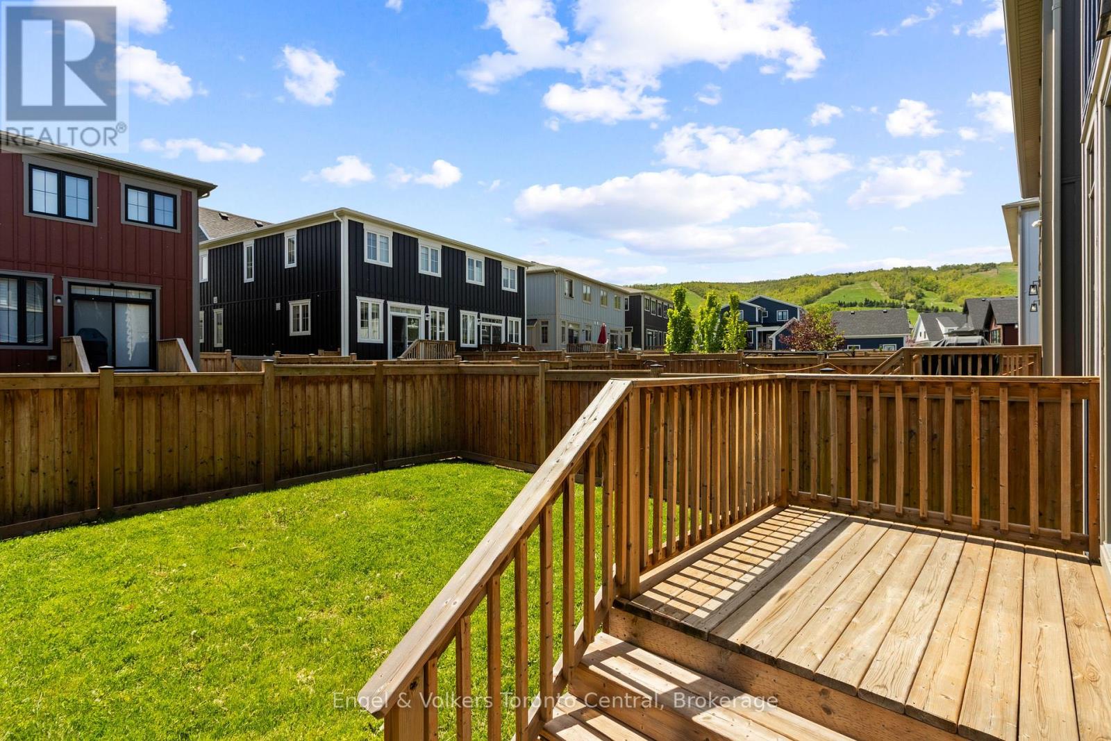 145 Sycamore Street, Blue Mountains, Ontario  L9Y 4E4 - Photo 45 - X13745120