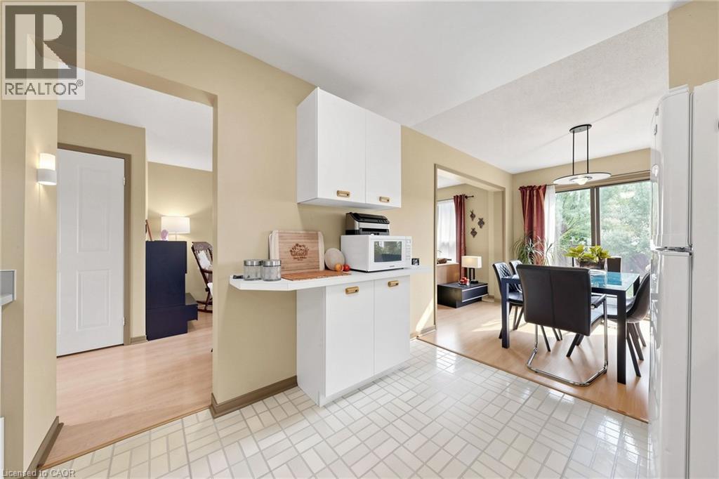 1380 Hazel Mccleary Drive, Oakville, Ontario  L6J 7B1 - Photo 12 - 40860660