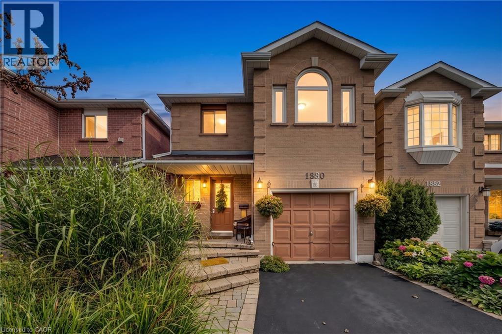 1380 Hazel Mccleary Drive, Oakville, Ontario  L6J 7B1 - Photo 3 - 40860660