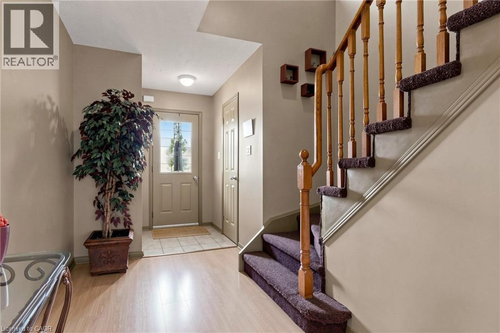 1380 Hazel Mccleary Drive, Oakville, Ontario  L6J 7B1 - Photo 5 - 40860660