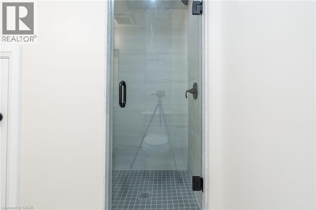 80 Irene Avenue Unit# D, Stoney Creek, Ontario  L8G 2B2 - Photo 18 - 40860444