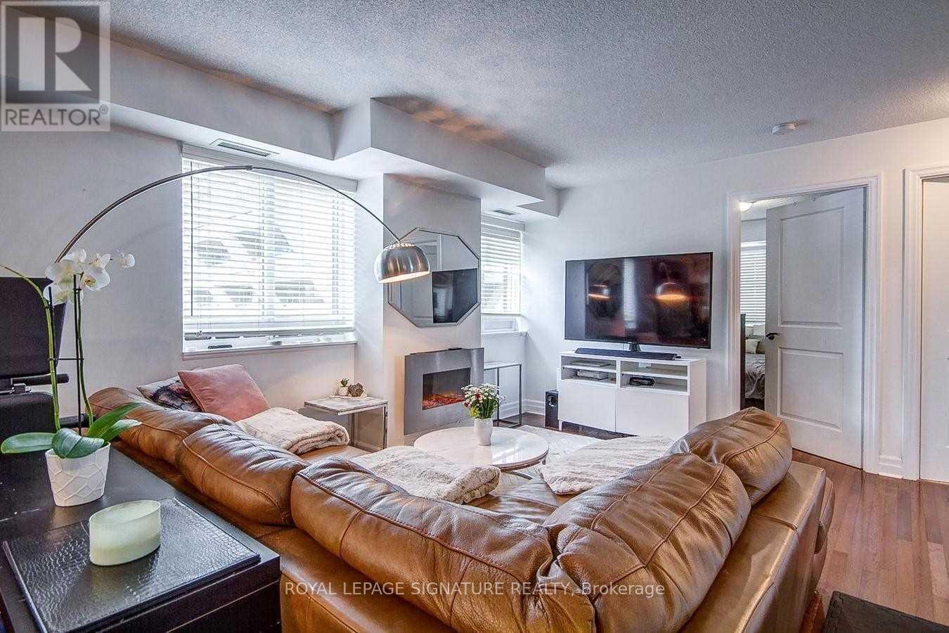 503 - 35 Balmuto Street, Toronto, Ontario  M4Y 0A3 - Photo 5 - C13745118