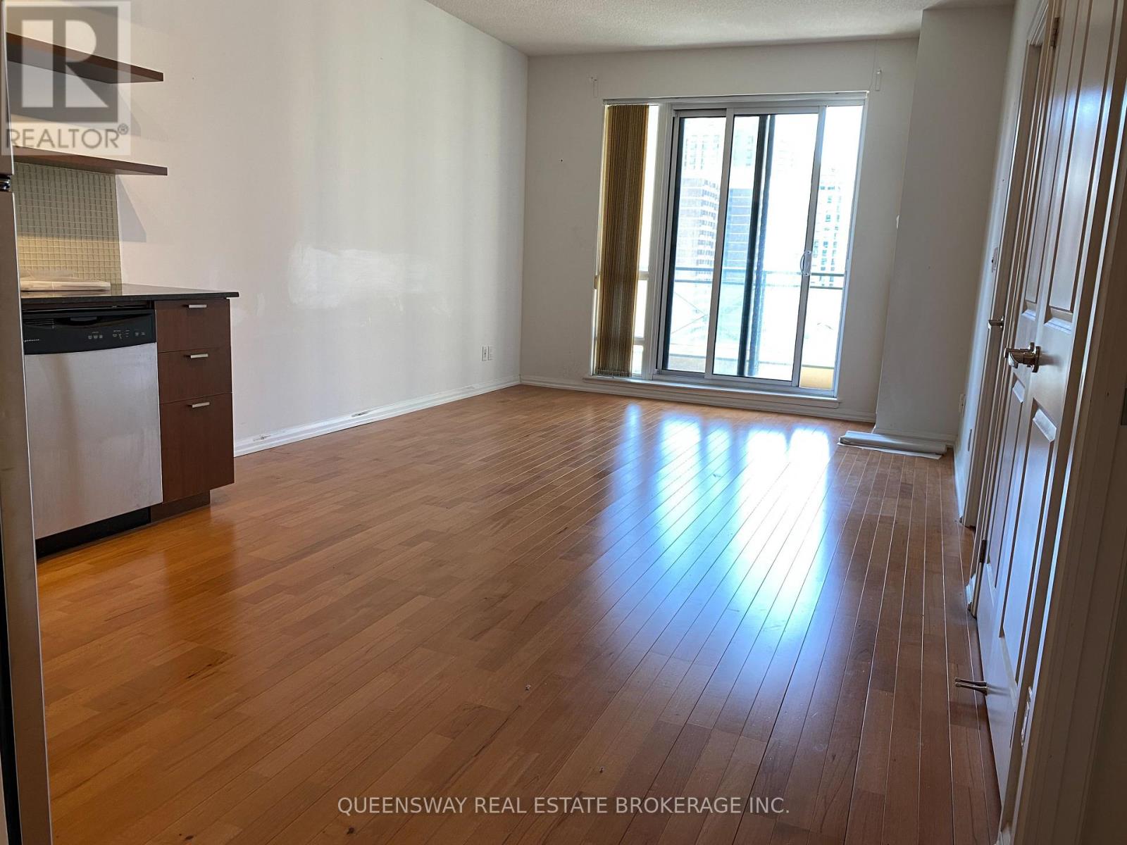 1118 - 35 Hayden Street, Toronto, Ontario  M4Y 3C3 - Photo 4 - C13745212
