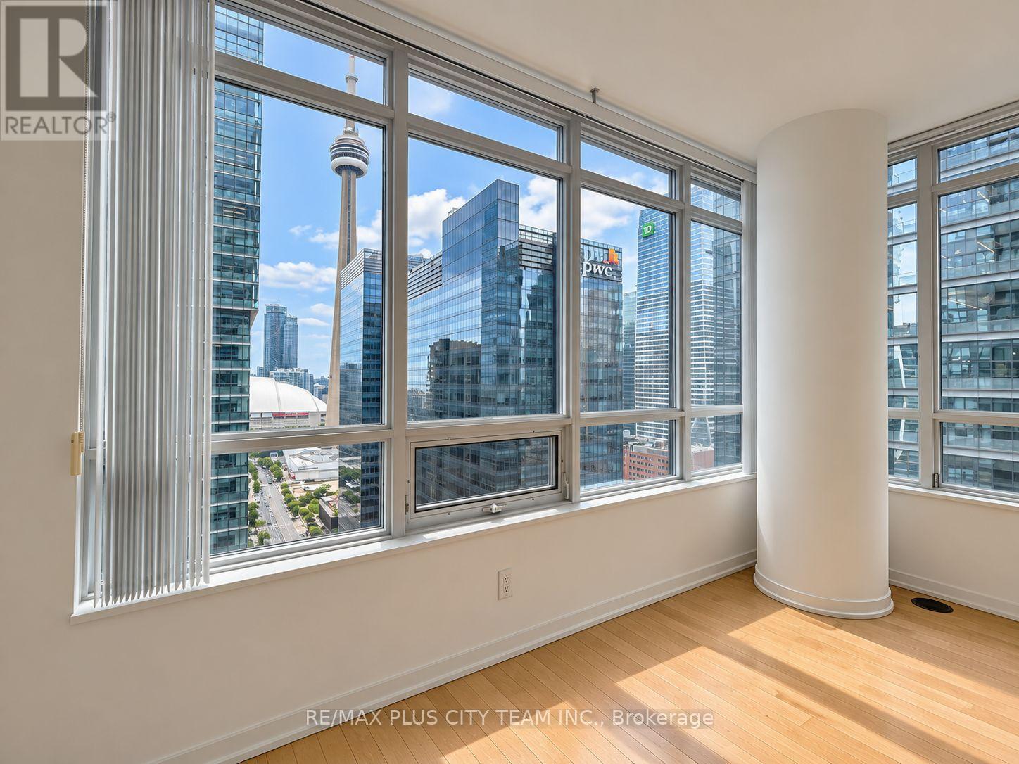 2605 - 65 Bremner Boulevard, Toronto, Ontario  M5J 0A7 - Photo 2 - C13745234
