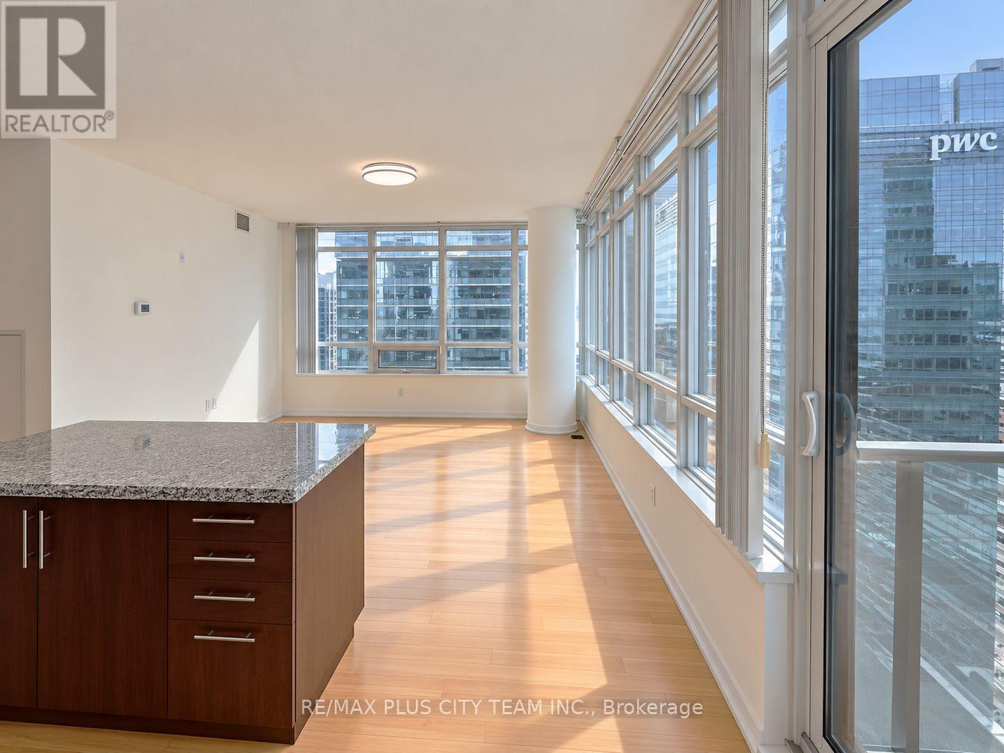 2605 - 65 Bremner Boulevard, Toronto, Ontario  M5J 0A7 - Photo 4 - C13745234