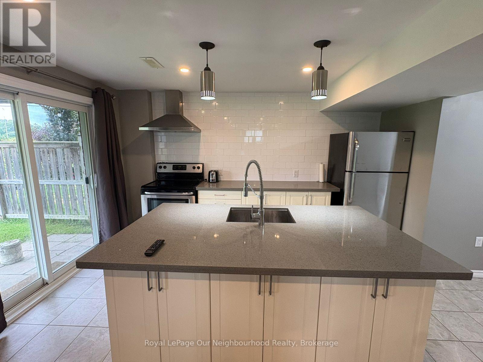 1 Richard Davies Crescent, Clarington, Ontario  L1C 3K2 - Photo 1 - E13745138
