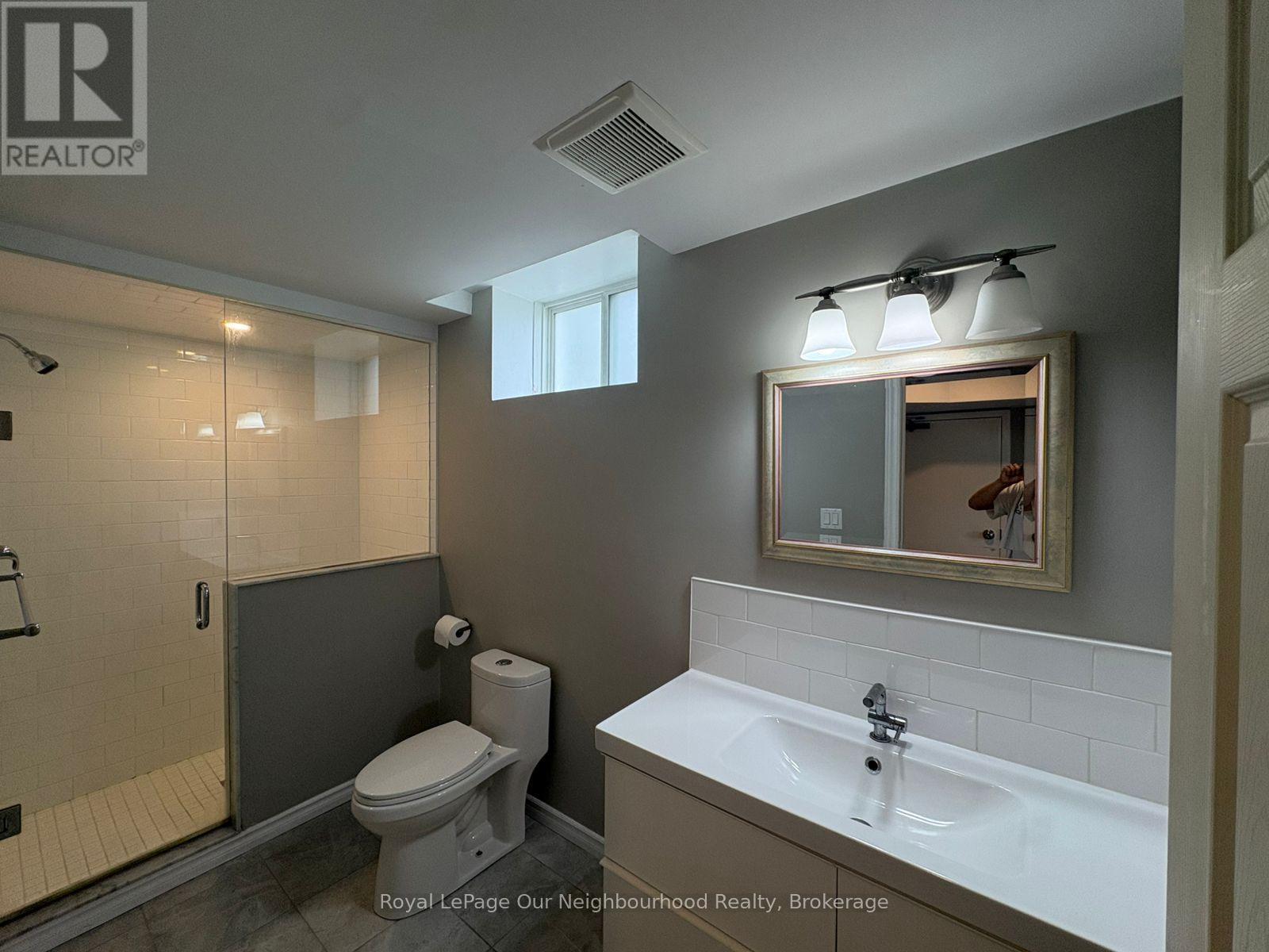 1 Richard Davies Crescent, Clarington, Ontario  L1C 3K2 - Photo 12 - E13745138