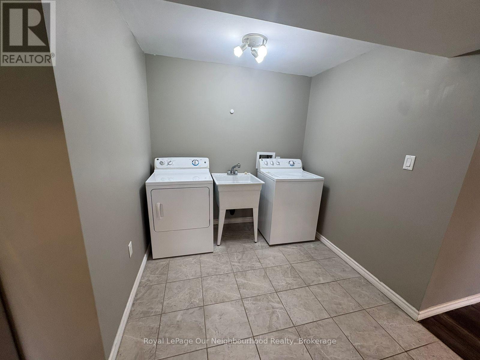 1 Richard Davies Crescent, Clarington, Ontario  L1C 3K2 - Photo 7 - E13745138