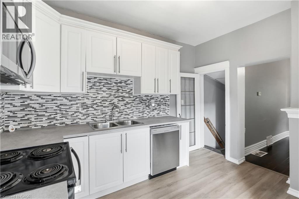 62 Cedar Avenue, Hamilton, Ontario  L8M 3A8 - Photo 11 - 40857722