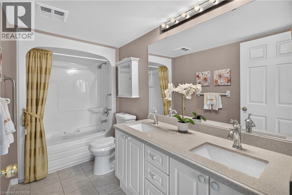 216 Plains Road W Unit# B404, Burlington, Ontario  L7T 4K8 - Photo 13 - 40858564