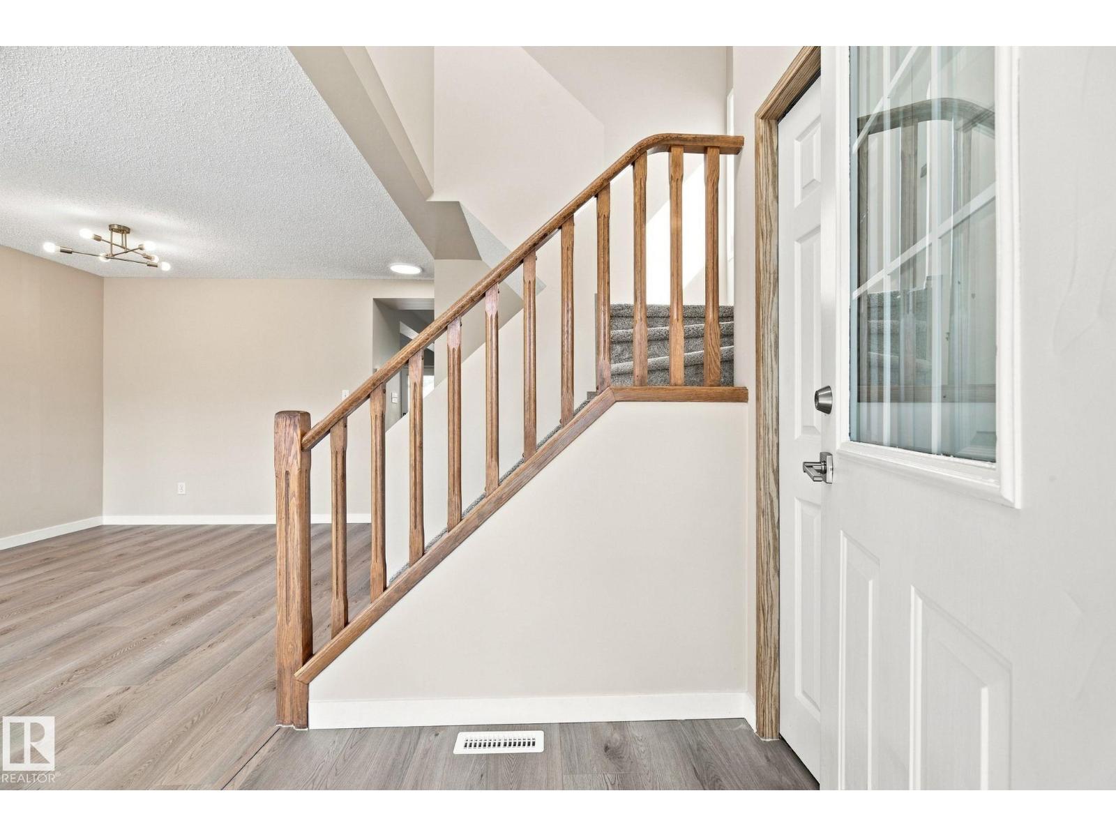 4267 24 St Nw, Edmonton, Alberta  T6T 1L9 - Photo 6 - E4507071