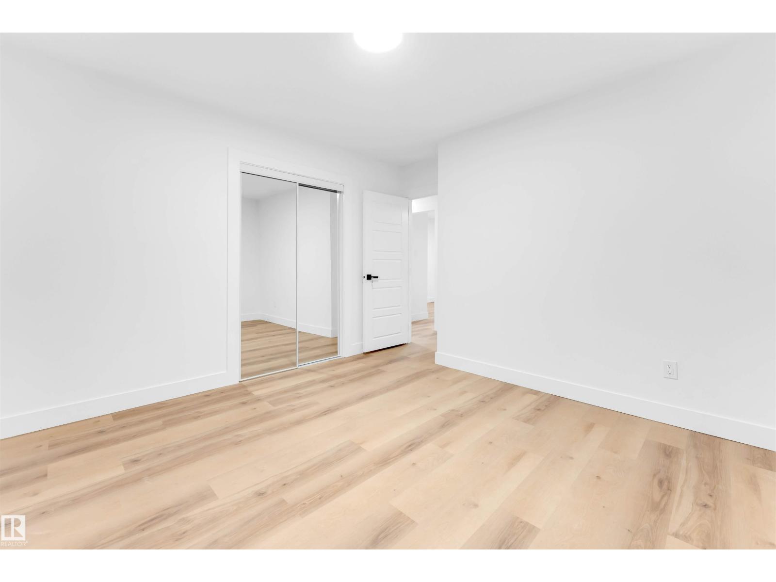 7303 130 Ave NW, Edmonton, Alberta  T5C 1Y1 - Photo 13 - E4507072