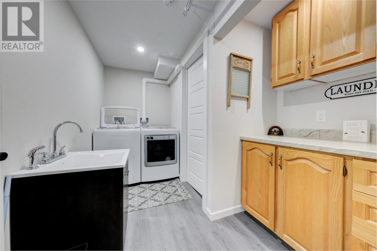 3 Birch Street, Humber Village — photo 37