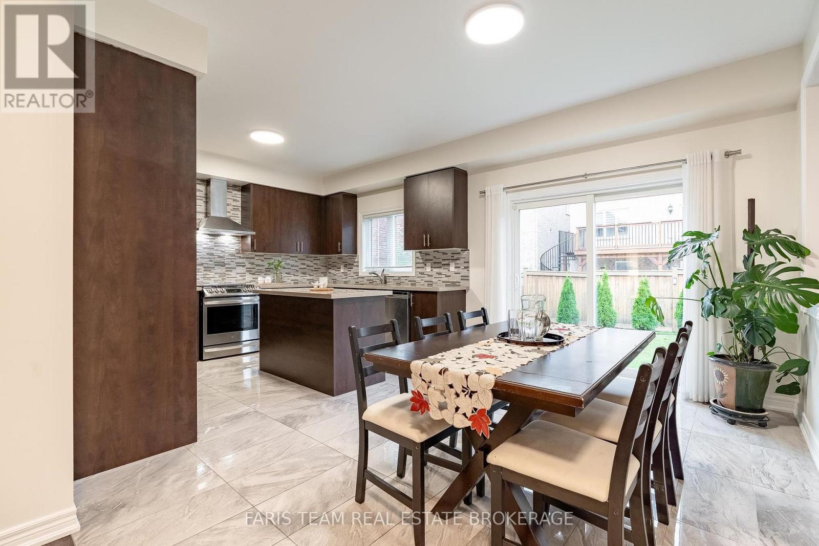 1284 Harrington Street, Innisfil (Lefroy), Ontario  L0L 1W0 - Photo 6 - N13745086