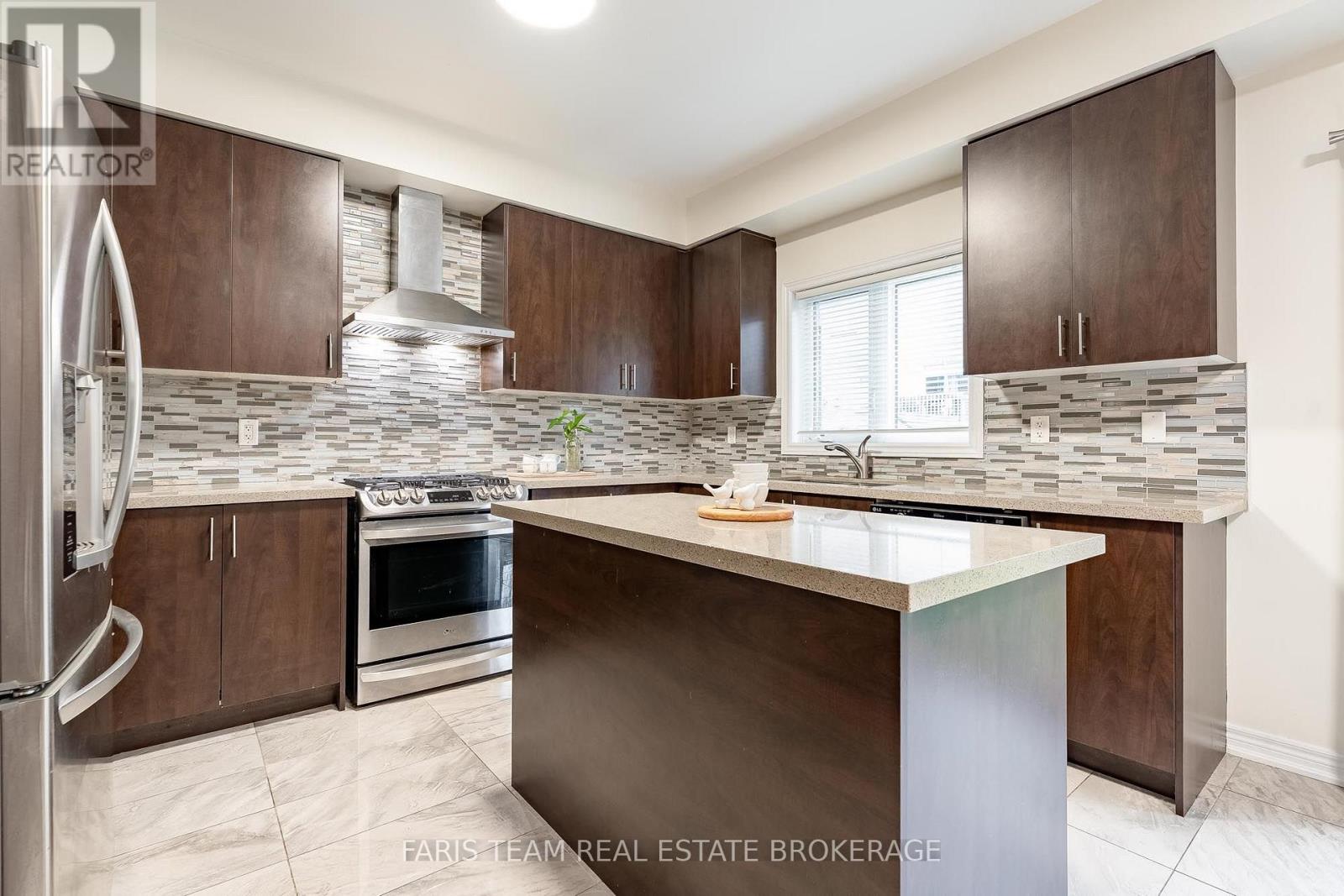 1284 Harrington Street, Innisfil (Lefroy), Ontario  L0L 1W0 - Photo 7 - N13745086