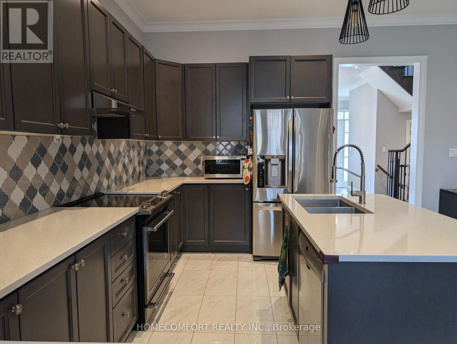 230 Paradelle Drive, Richmond Hill, Ontario  L4E 0E4 - Photo 11 - N13745188