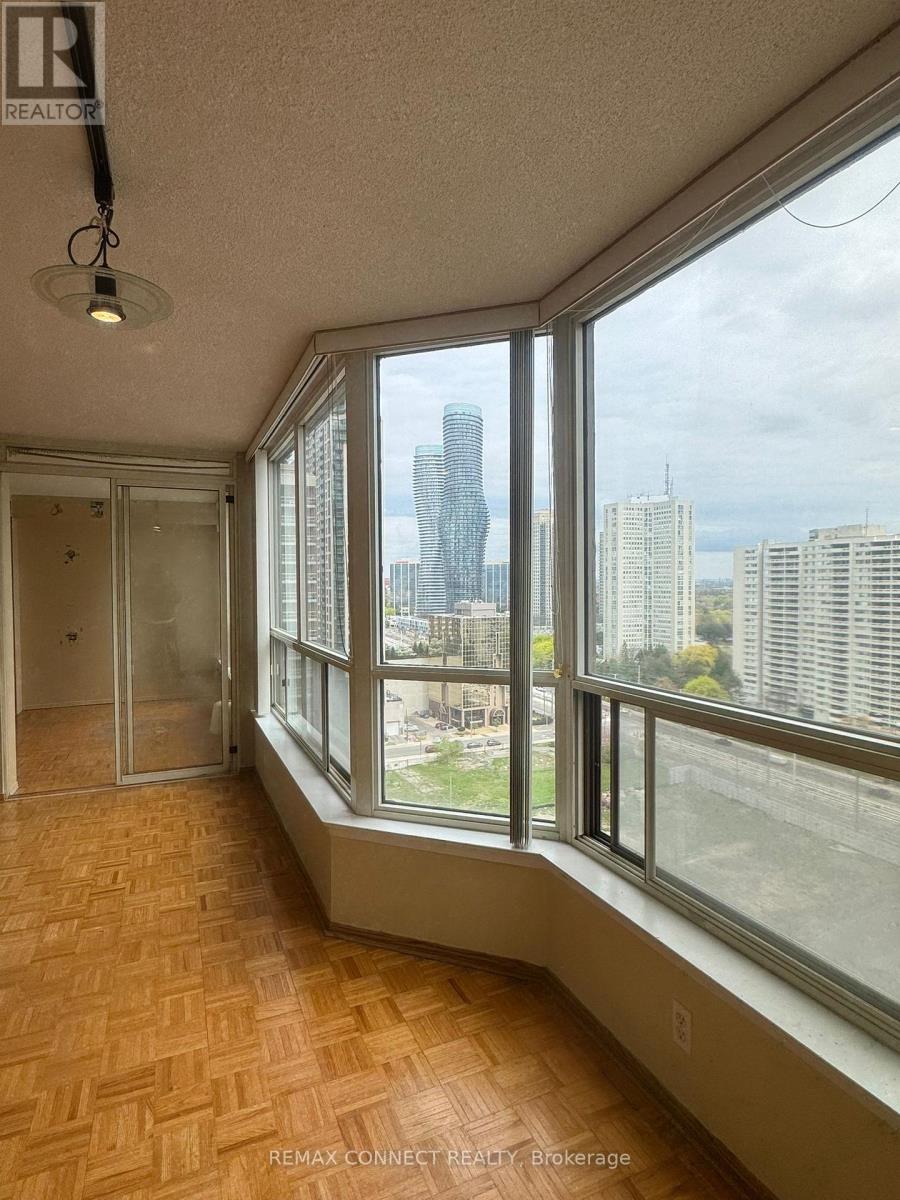 1908 - 55 Elm Drive W, Mississauga, Ontario  L5B 3Z3 - Photo 10 - W13745096