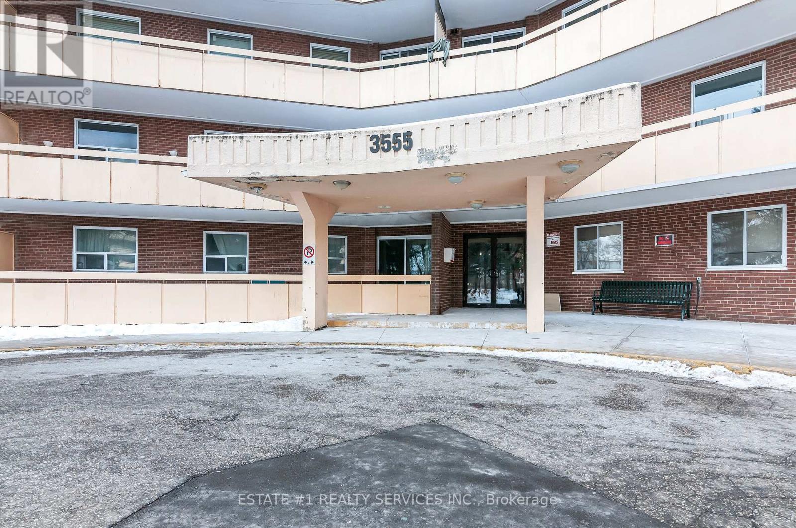 402 - 3555 Derry Road E, Mississauga, Ontario  L4T 1B2 - Photo 3 - W13745262