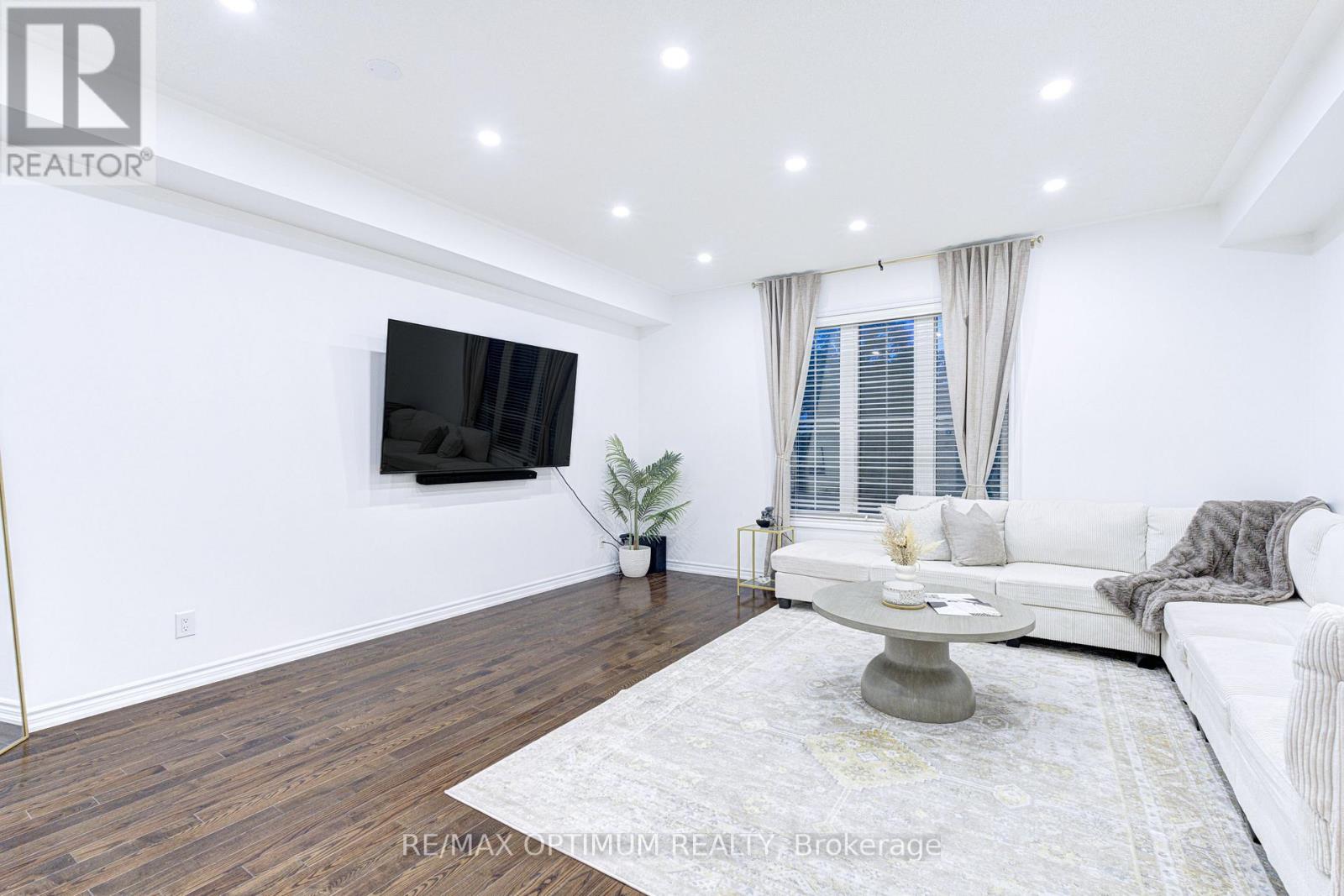 23 Bakewell Street, Brampton, Ontario  L6Y 0P9 - Photo 6 - W13736484