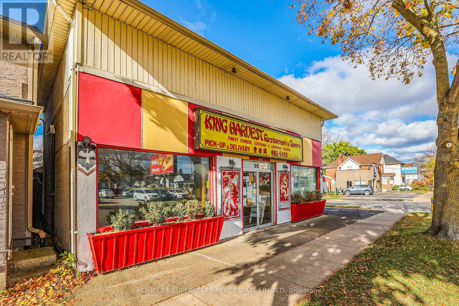 99 Lake Street E, St. Catharines, Ontario  L2R 5X5 - Photo 2 - X13745226