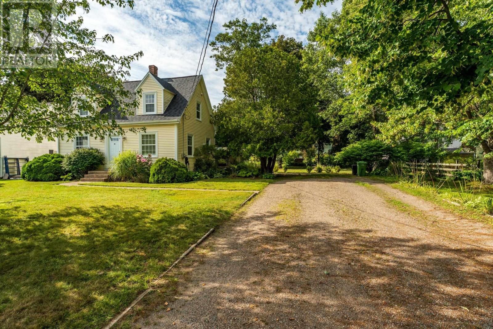 61 Connaught Avenue, Middleton, Nova Scotia