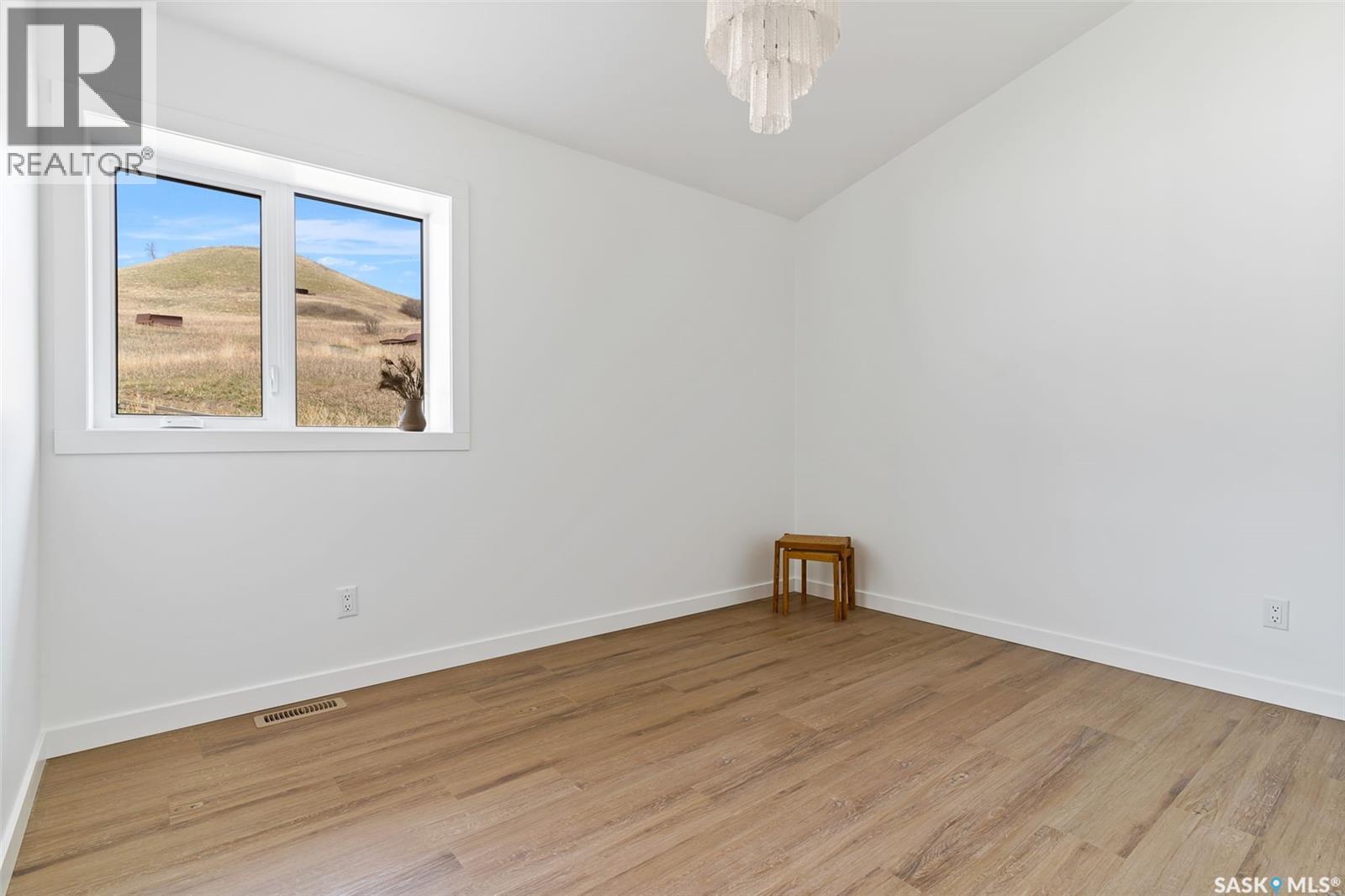 7 70 8th Avenue, Lumsden, Saskatchewan  S0G 3C0 - Photo 19 - SK047509