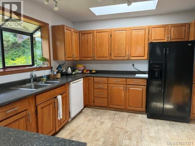 8335 Camelot Rd, Port Hardy, British Columbia V0N 2P0 - Photo 7 - 1041321