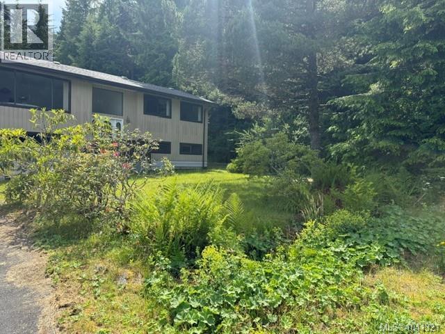 8335 Camelot Rd, Port Hardy, British Columbia V0N 2P0 - Photo 17 - 1041321
