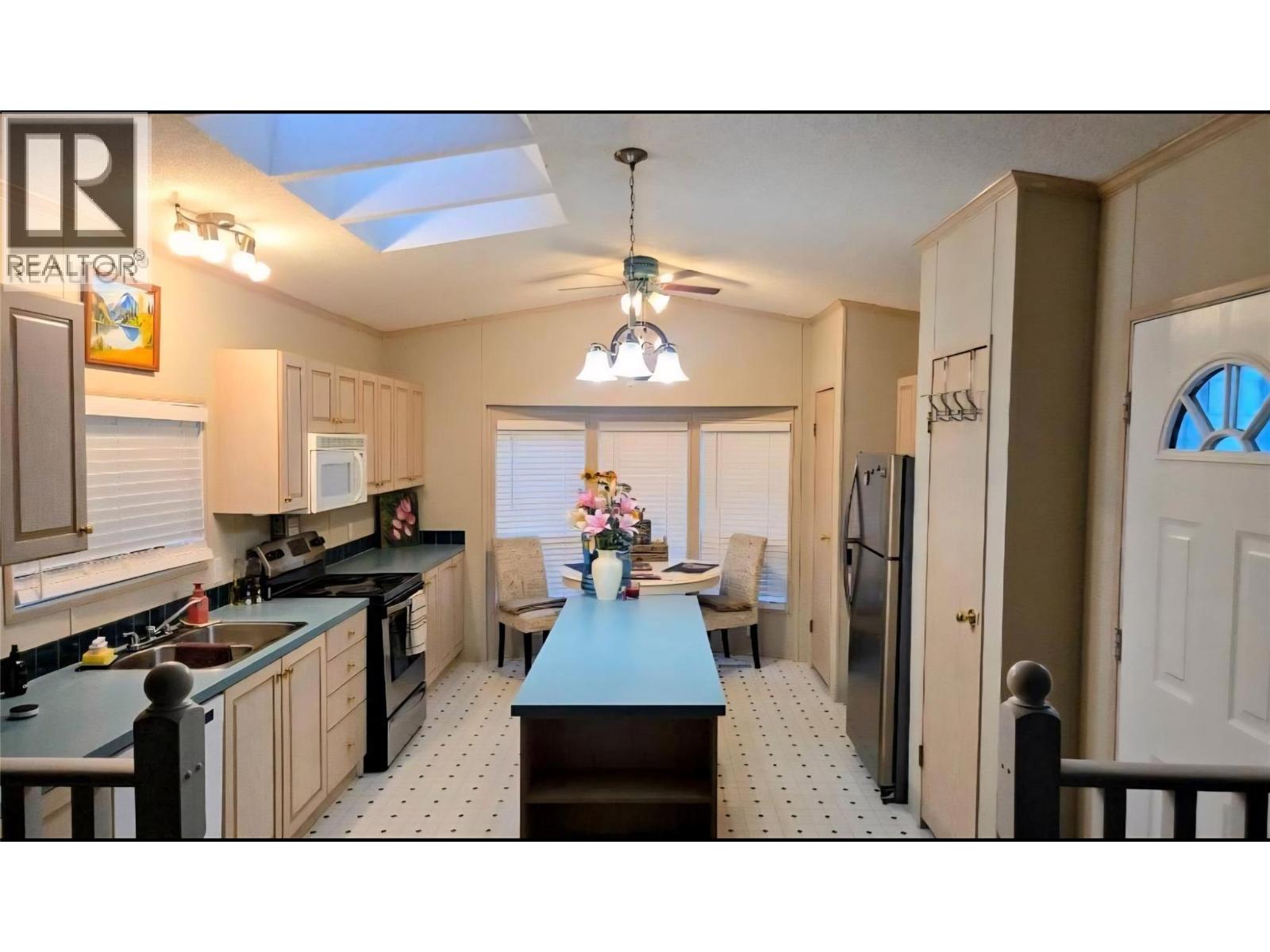 2960 Mission Wycliffe Road, Cranbrook, British Columbia V1C 7C8 - Photo 8 - 10399660