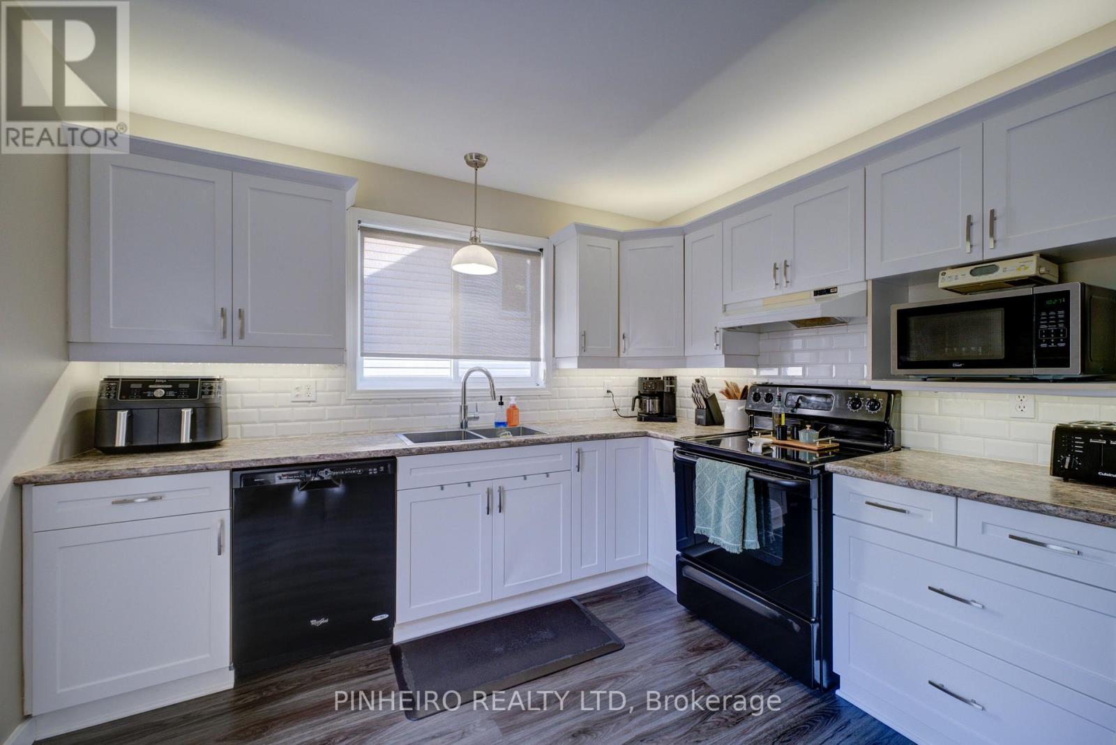 42 Hickory Boulevard W, Strathroy-Caradoc, Ontario  N7G 4E9 - Photo 10 - X13745382