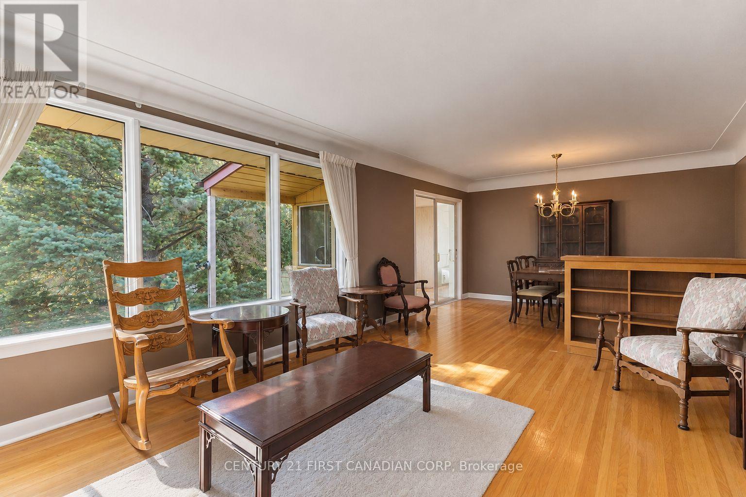 296 Sarnia Road, London North, Ontario  N6G 1N3 - Photo 7 - X13745394