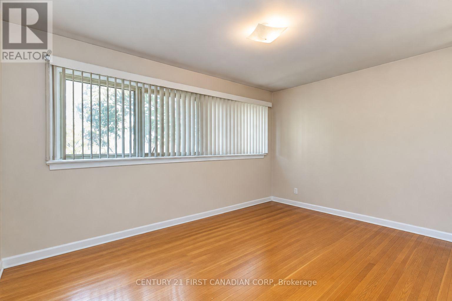296 Sarnia Road, London North, Ontario  N6G 1N3 - Photo 8 - X13745394