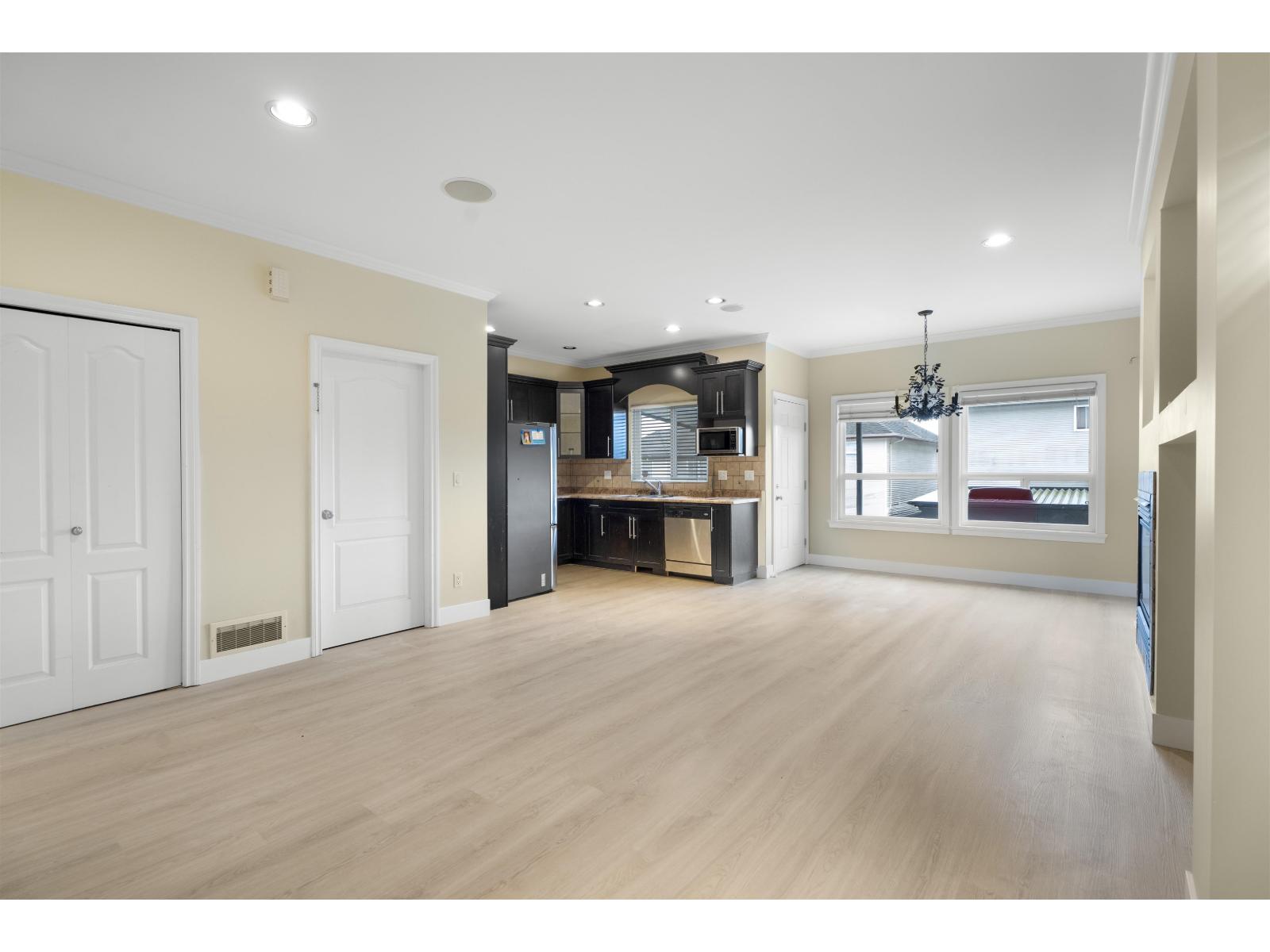 14850 57 Avenue, Surrey, British Columbia  V3S 8W3 - Photo 5 - R3160753