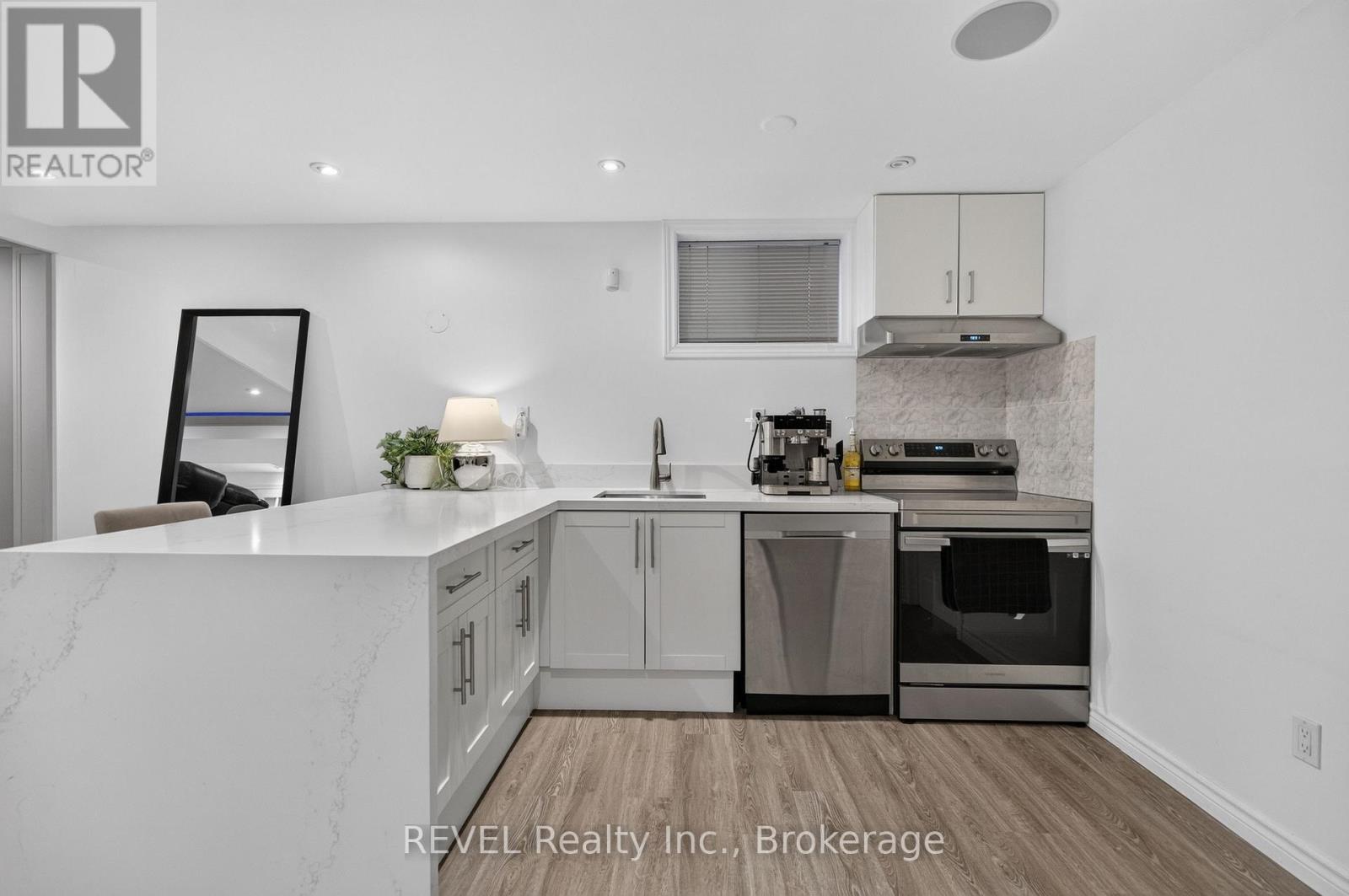 282 Webster Road, Hamilton, Ontario  L8G 5H3 - Photo 37 - X13745276
