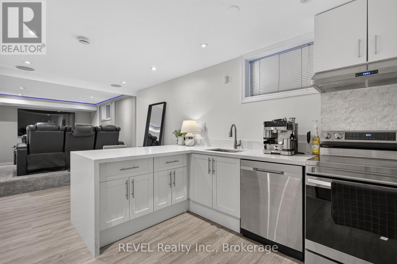 282 Webster Road, Hamilton, Ontario  L8G 5H3 - Photo 38 - X13745276