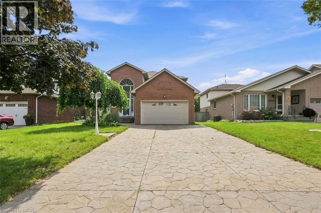 12 Sumner Crescent, Grimsby, Ontario  L3M 5E2 - Photo 2 - 40859349