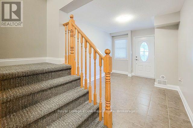 78 Finney Terrace, Milton, Ontario  L9T 7B2 - Photo 4 - W13745538