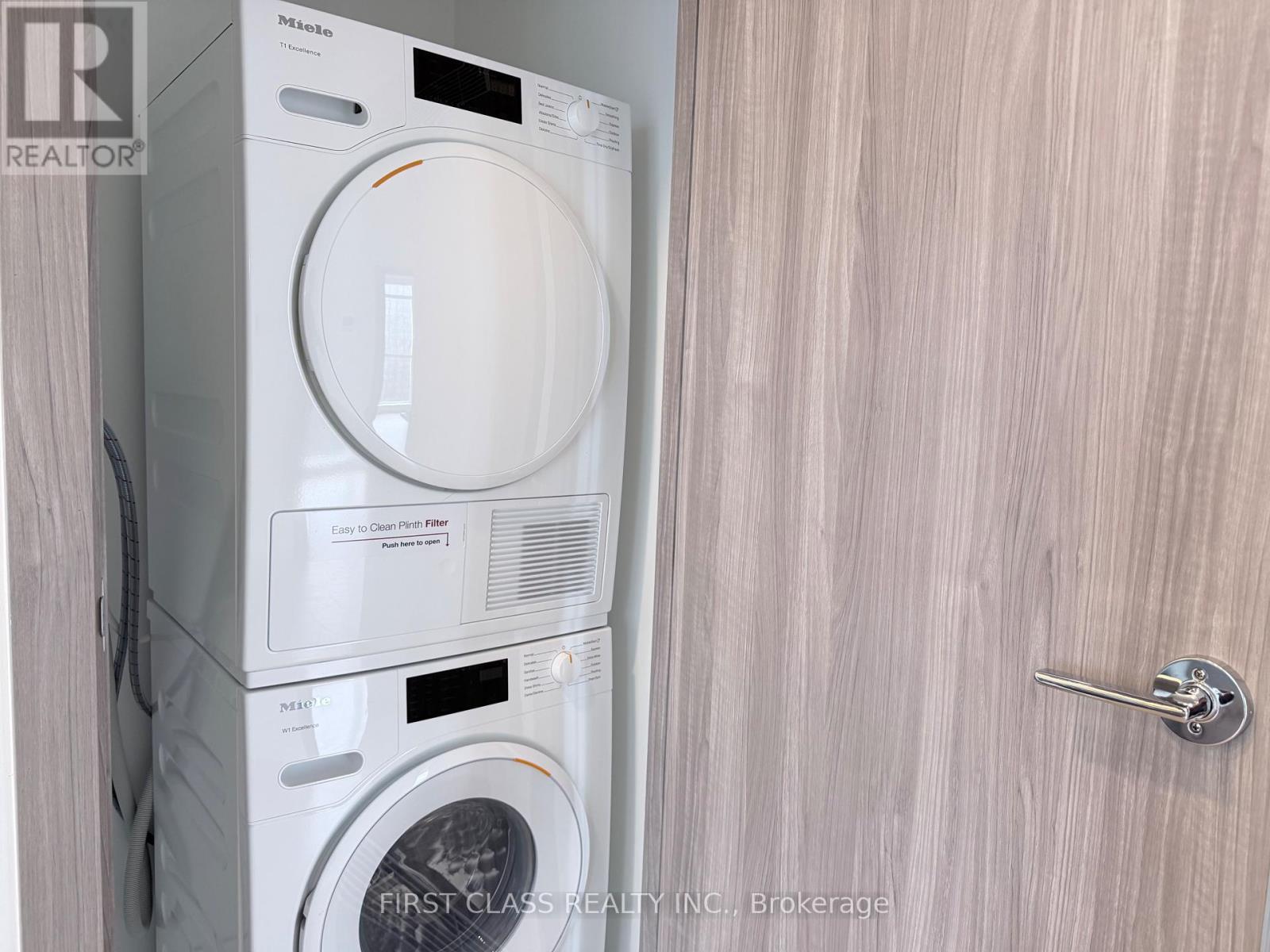 3907 - 38 Widmer Street, Toronto, Ontario  M5V 0P7 - Photo 12 - C13745308
