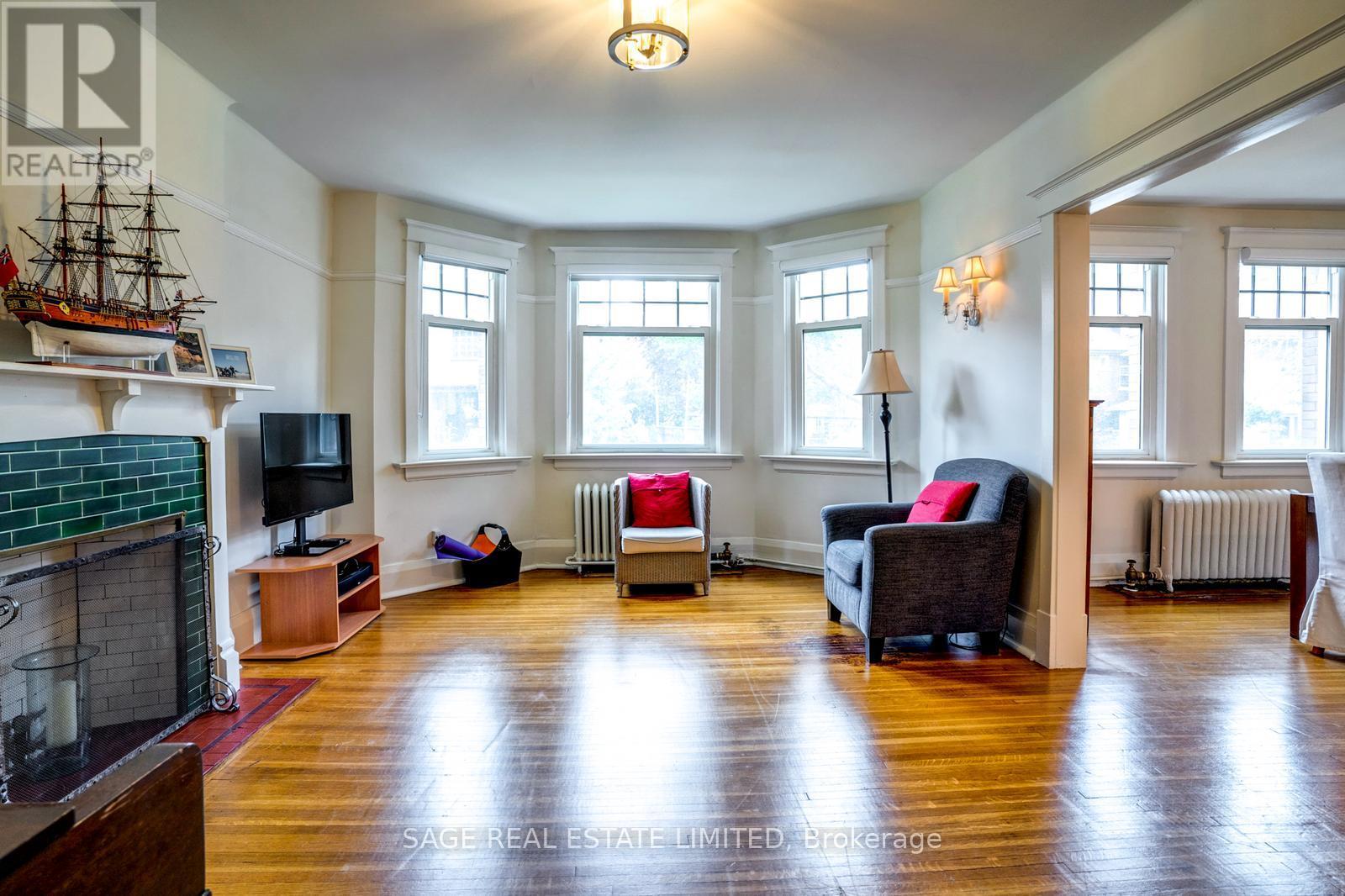 8 - 3 Lonsdale Road, Toronto, Ontario  M4V 1W4 - Photo 4 - C13745330