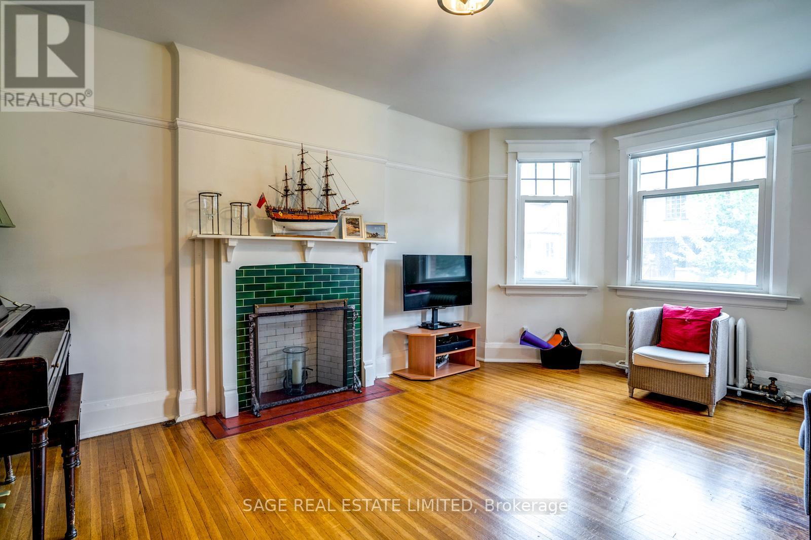 8 - 3 Lonsdale Road, Toronto, Ontario  M4V 1W4 - Photo 5 - C13745330