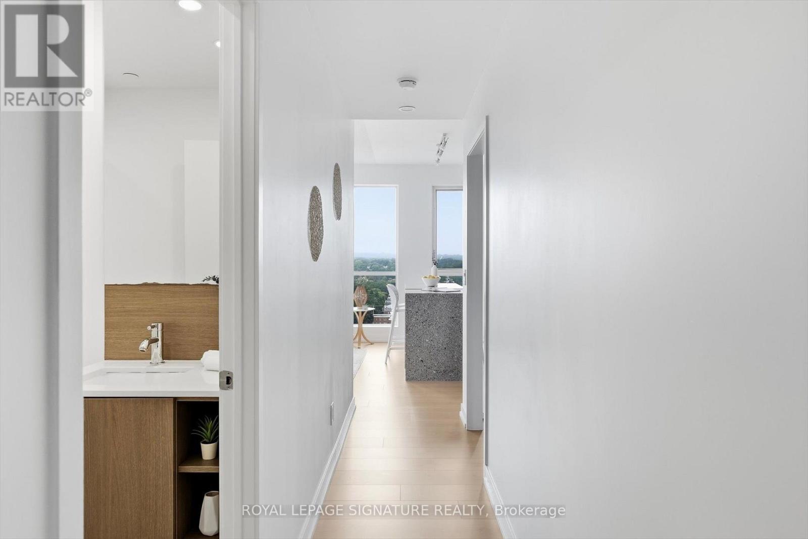 1809 - 55 Regent Park Boulevard, Toronto, Ontario  M5A 3H6 - Photo 3 - C13745522