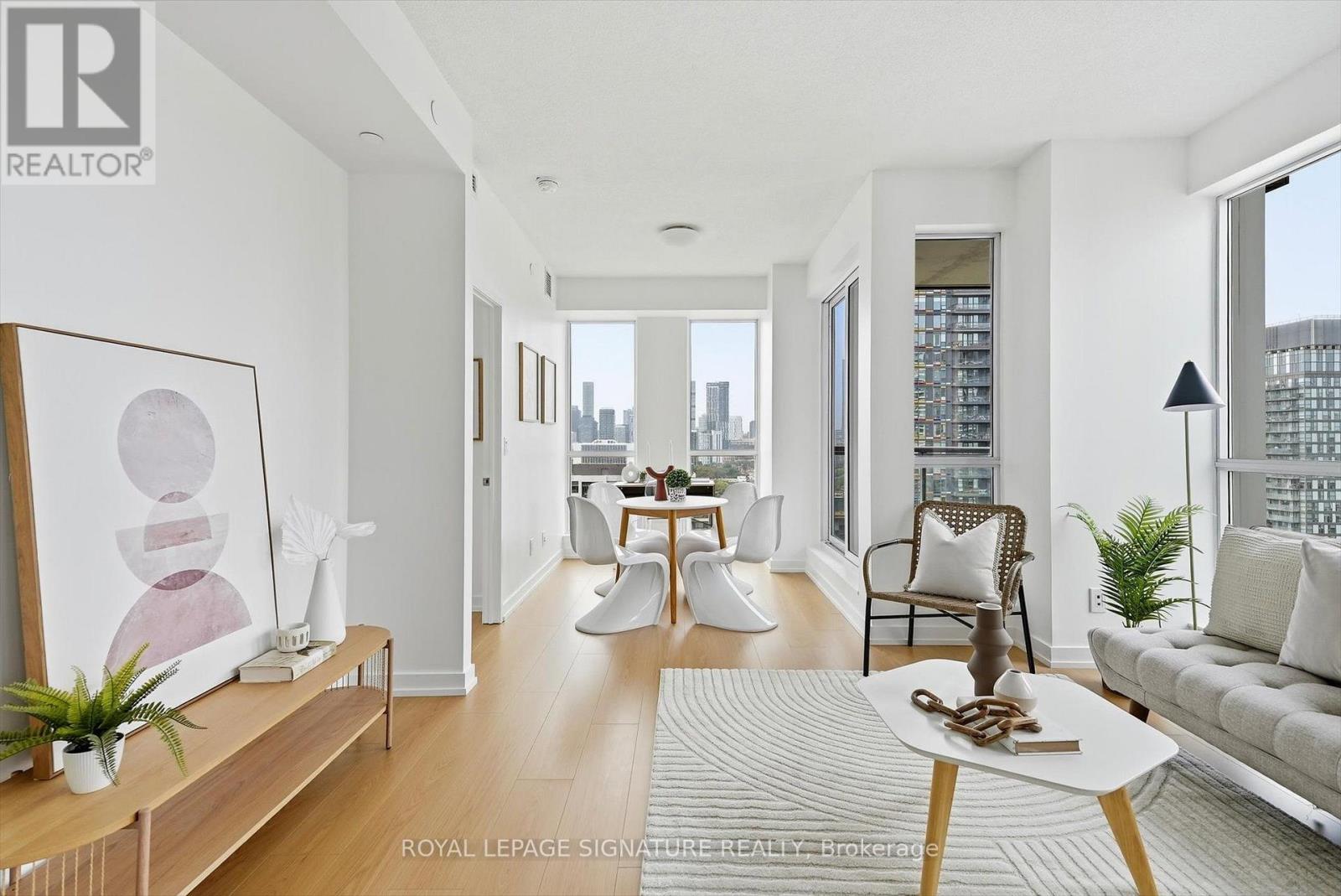 1809 - 55 Regent Park Boulevard, Toronto, Ontario  M5A 3H6 - Photo 4 - C13745522