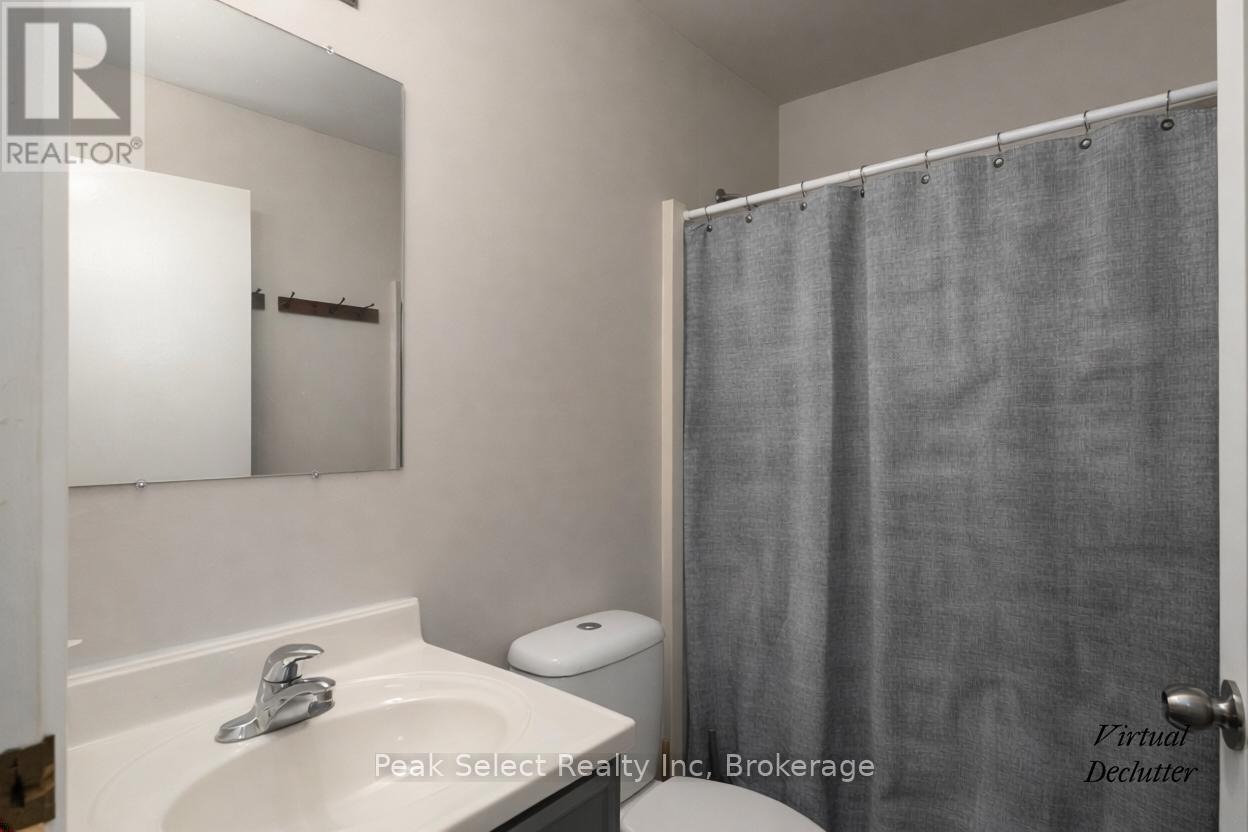 32 Victoria Street W, South Huron, Ontario  N0M 1S2 - Photo 13 - X13745388