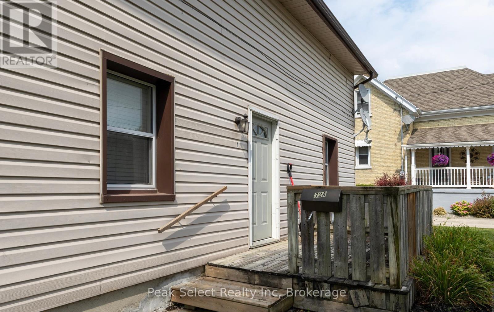 32 Victoria Street W, South Huron, Ontario  N0M 1S2 - Photo 7 - X13745388
